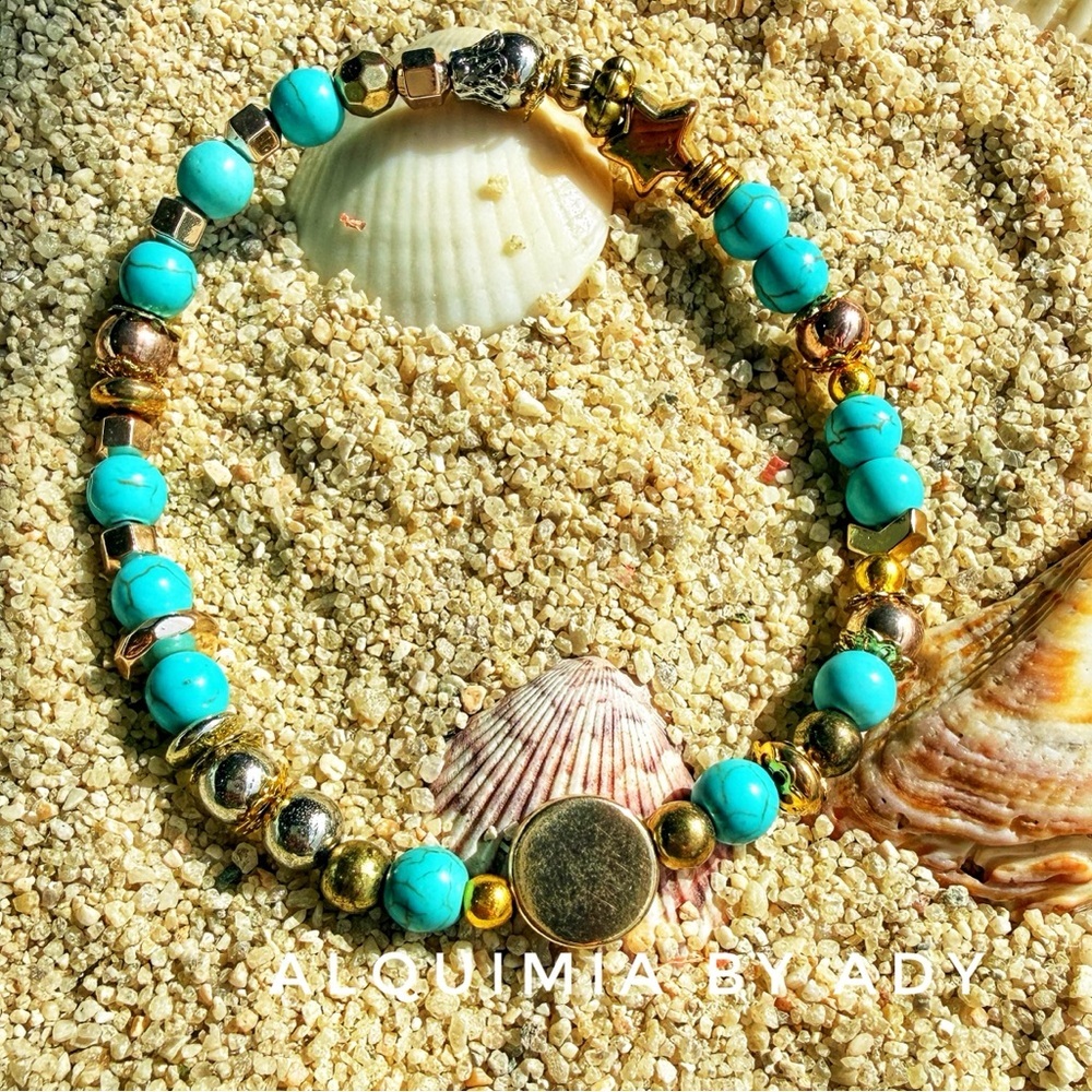 GOLD SHELL Turquoise and Gold Charm Bracelet + CELESTIAL MOON STARS